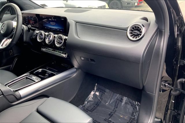 Used 2026 Mercedes-Benz GLA 250 4MATIC image 15