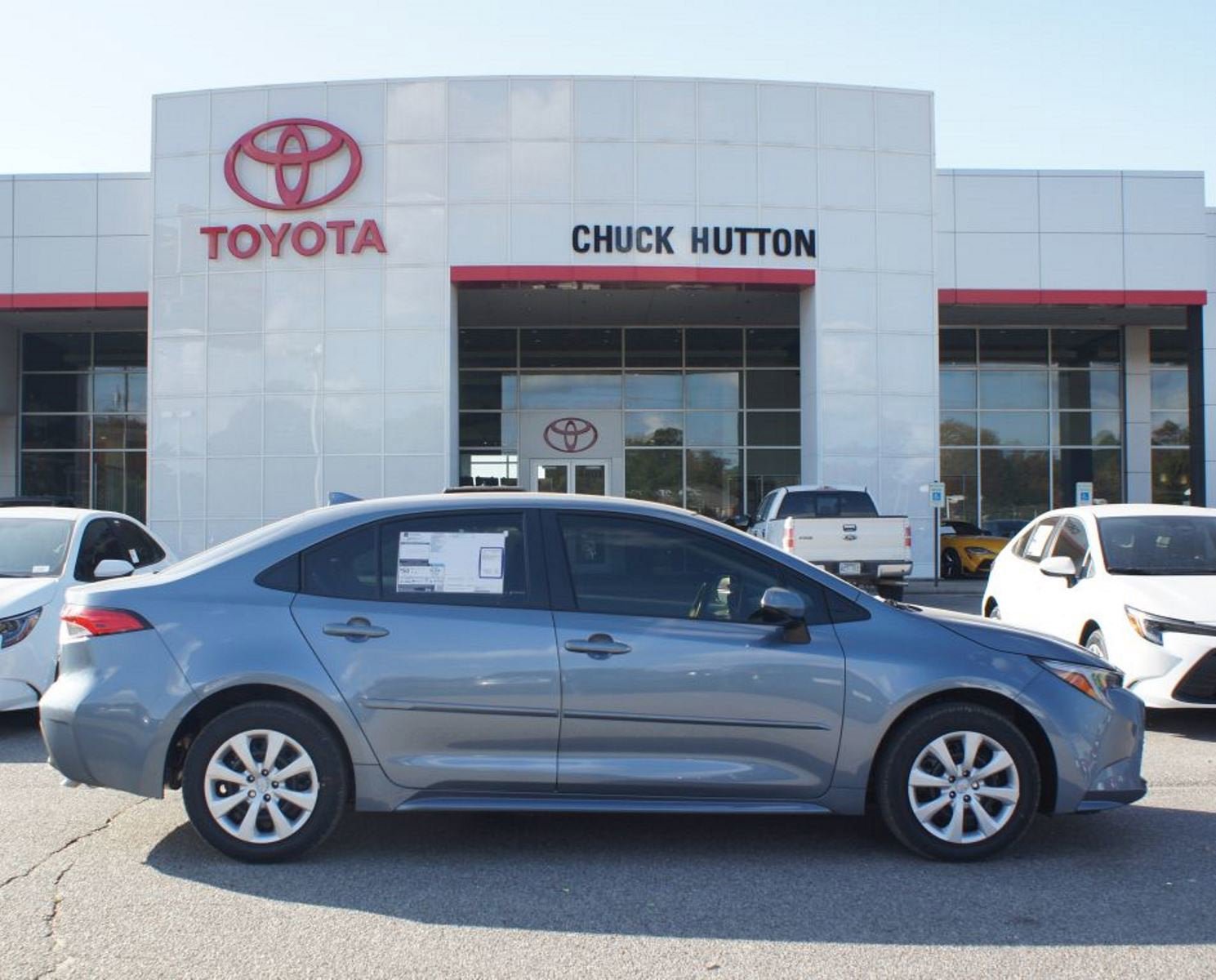 Used 2026 Toyota Corolla LE FWD image 9