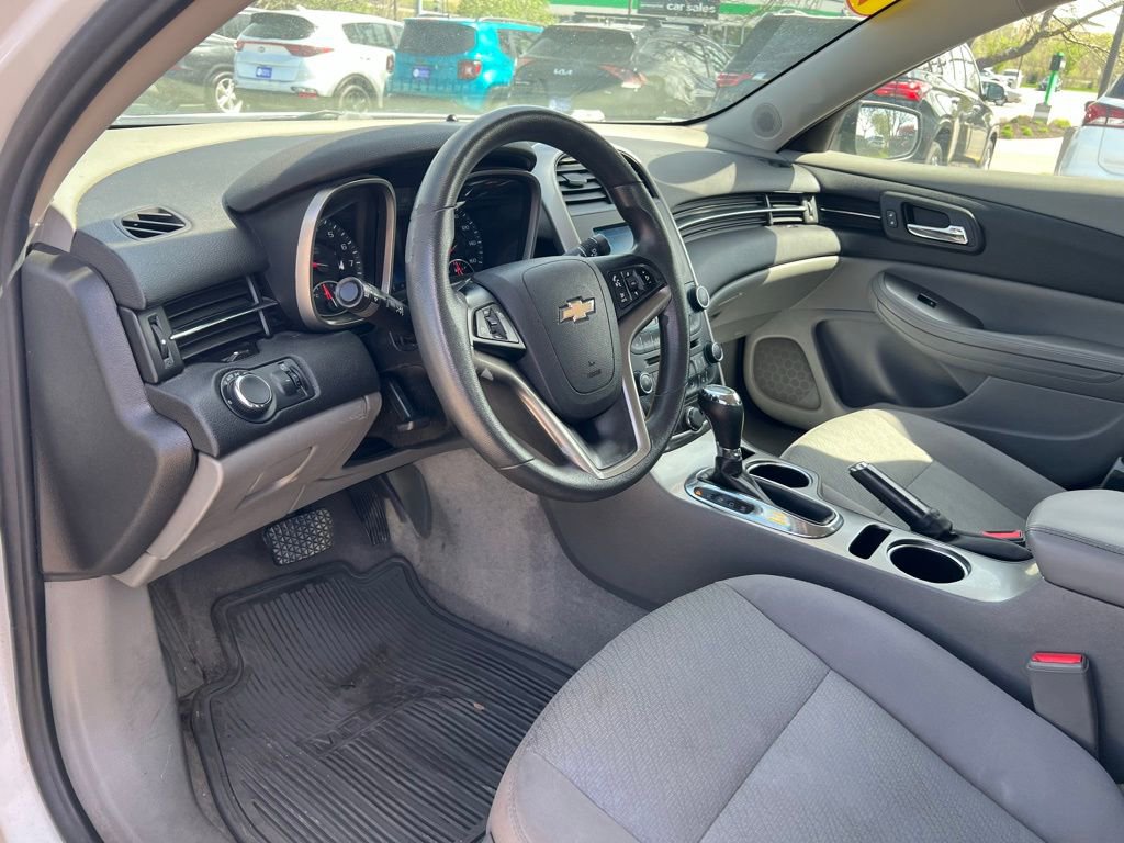 Used 2015 Chevrolet Malibu LS w/ Protection Package FWD image 18