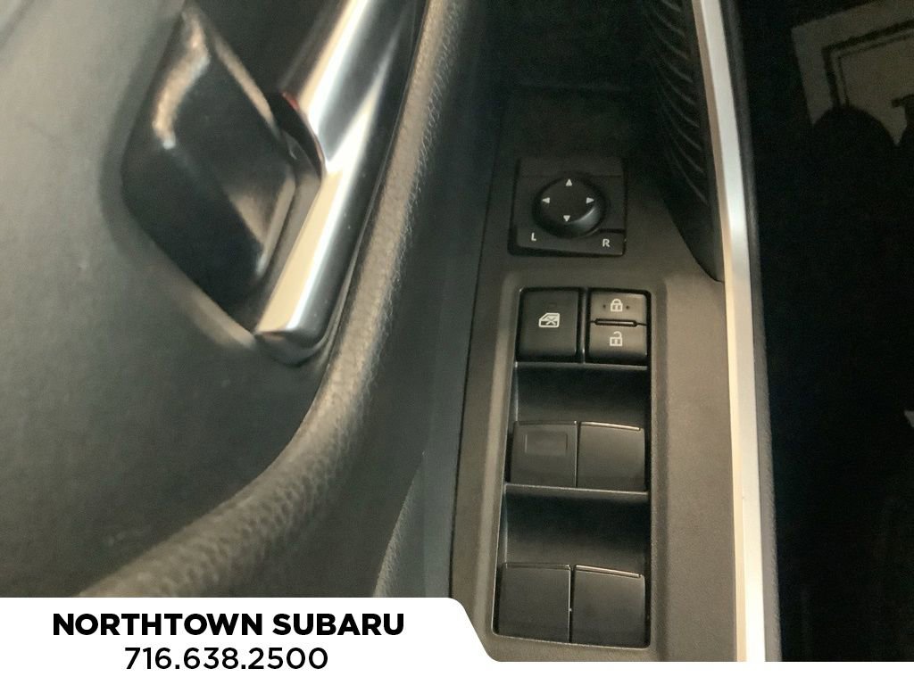 Used 2020 Toyota RAV4 XLE w/ Convenience Package image 15