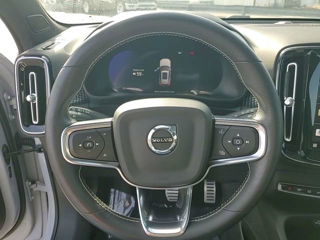 Used 2021 Volvo XC40 P8 Recharge w/ Advanced Package image 15