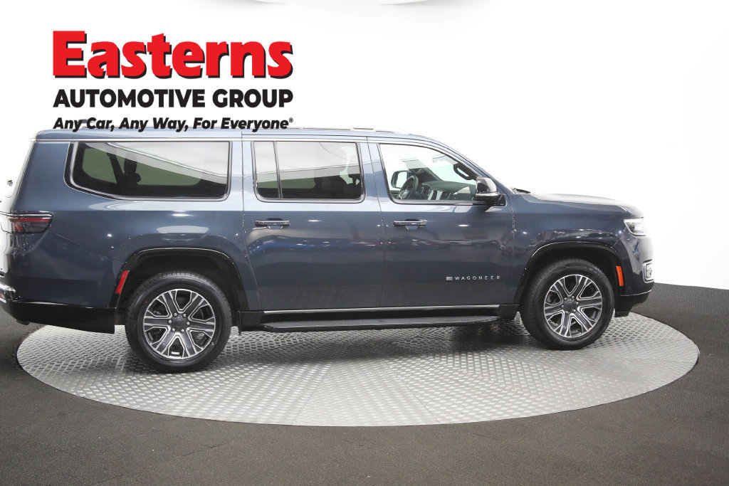 Used 2024 Jeep Wagoneer L Series II w/ Flexible Seating Group RWD image 52