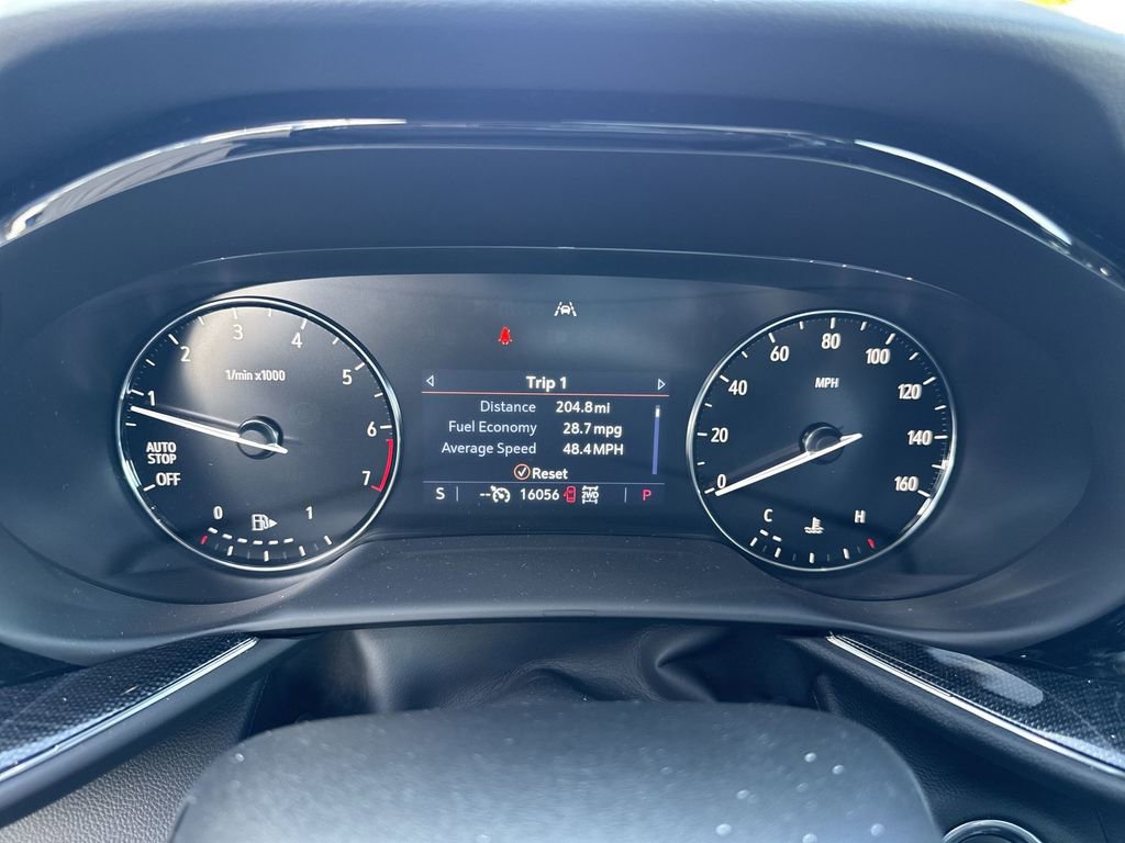 Used 2022 Buick Envision Preferred image 11