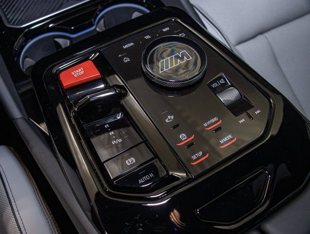 New 2026 BMW M5 w/ Carbon Package image 19