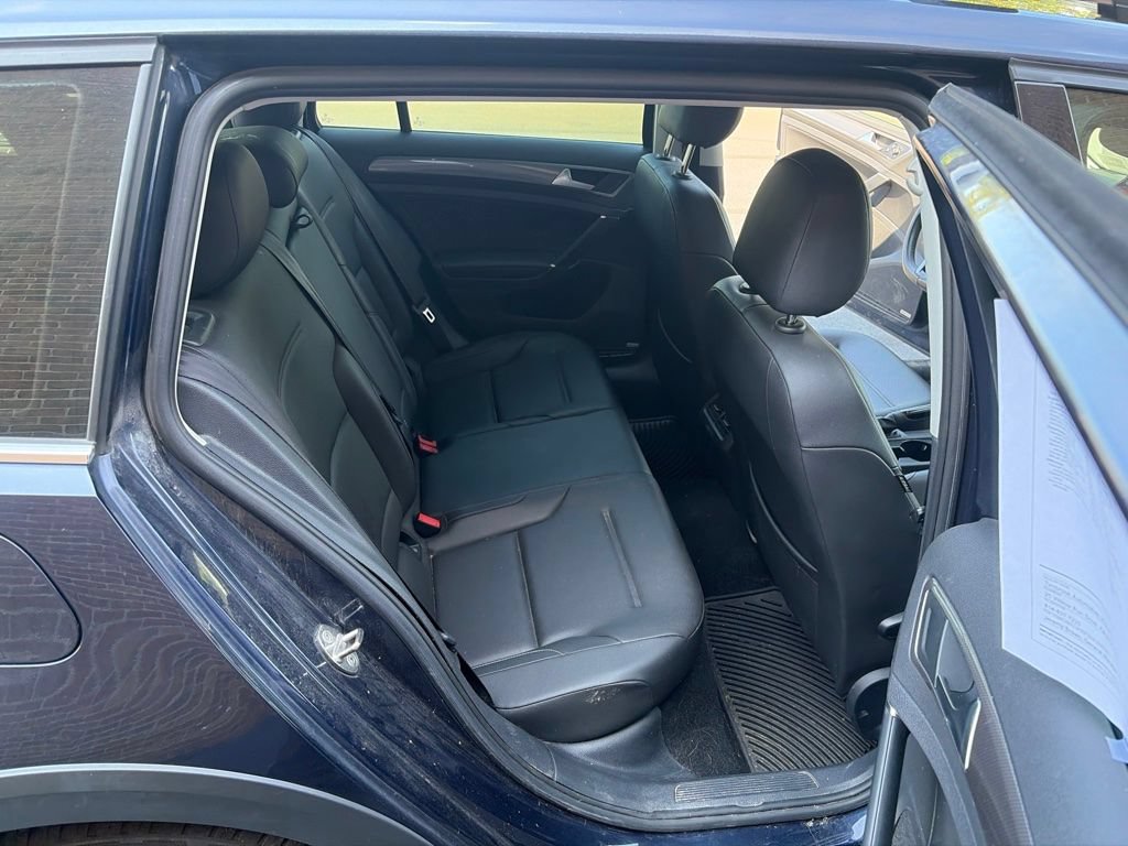 Used 2019 Volkswagen Golf Alltrack S AWD/4WD image 24
