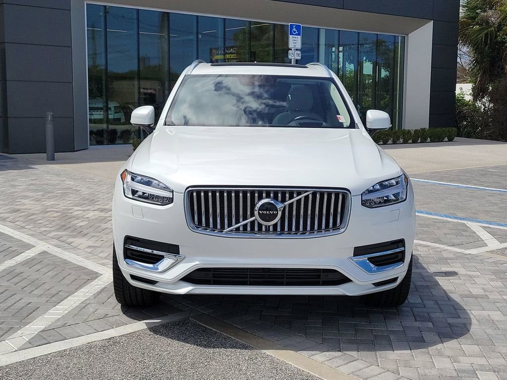 Used 2021 Volvo XC90 T8 Inscription w/ Lounge Package AWD/4WD image 8
