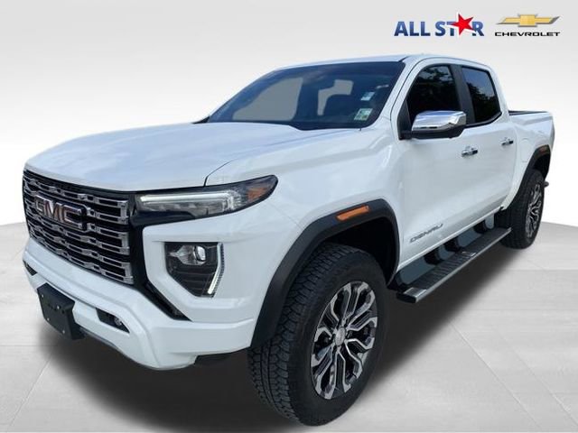 Used 2024 GMC Canyon Denali image 1