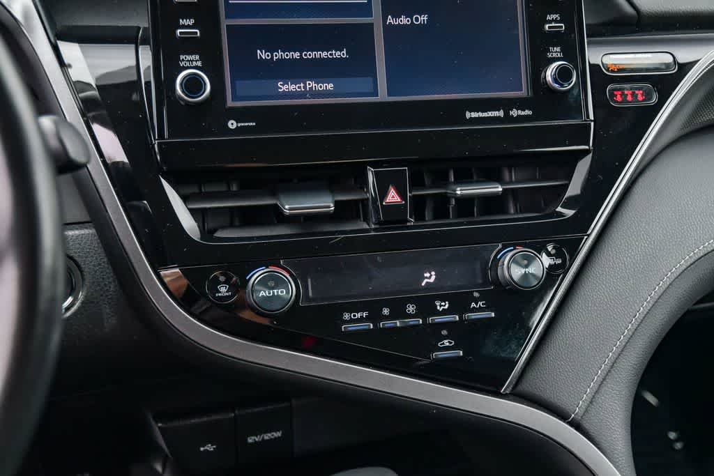 Used 2023 Toyota Camry XSE FWD image 21