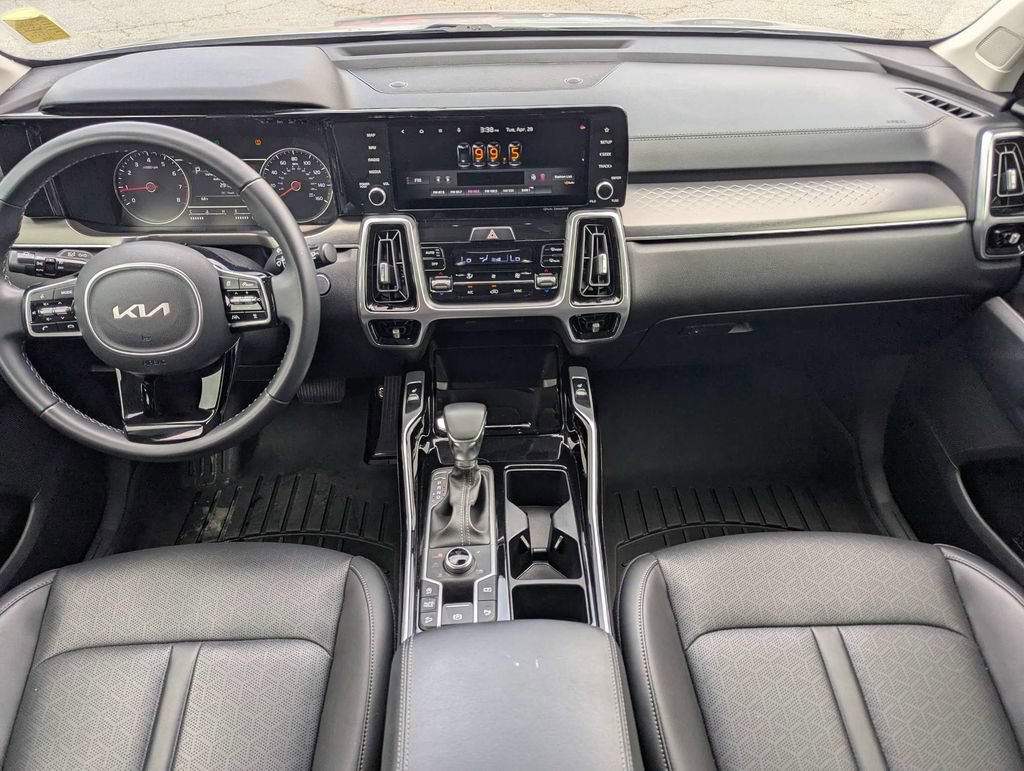Used 2022 Kia Sorento SX AWD/4WD image 16