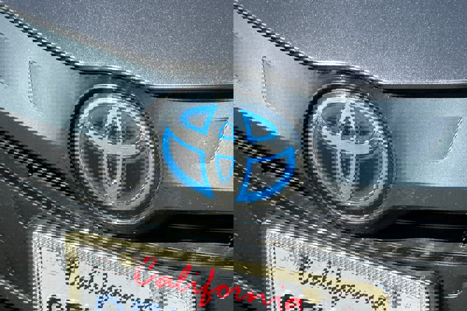 Used 2017 Toyota Prius Prime Plus image 13