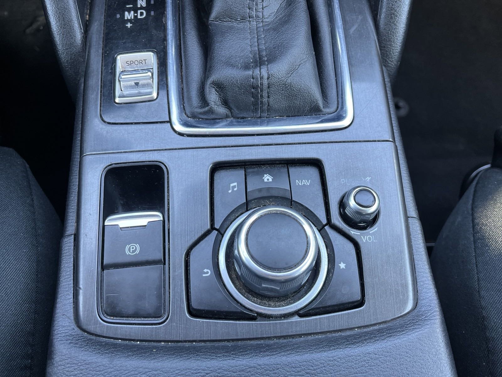 Used 2016 MAZDA CX-5 Touring image 18