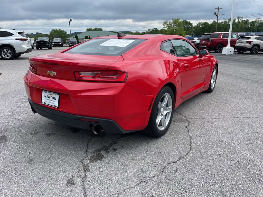 Used 2018 Chevrolet Camaro LT w/ Technology Package RWD image 32