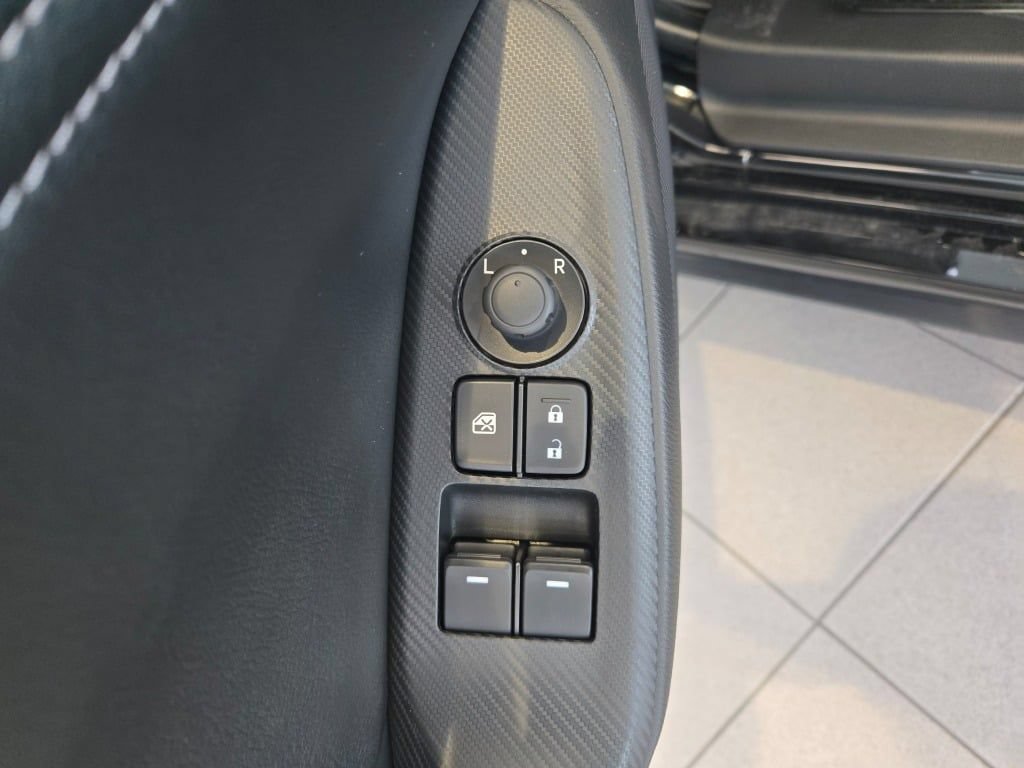 Used 2025 MAZDA MX-5 Miata Grand Touring RWD image 15