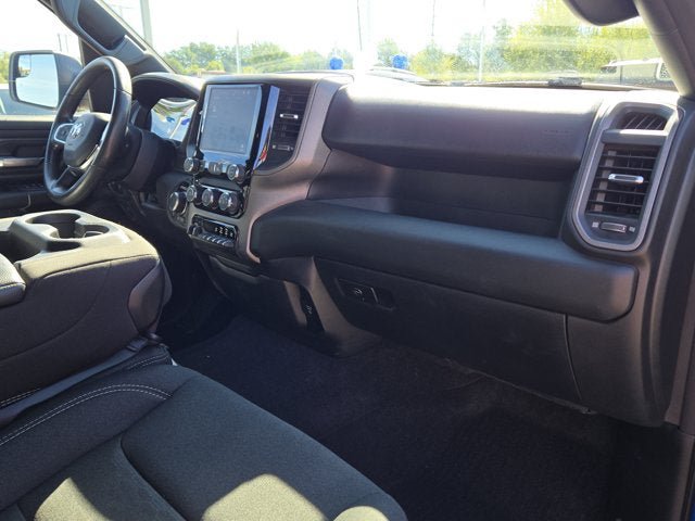 Used 2025 RAM 1500 Warlock AWD/4WD image 5