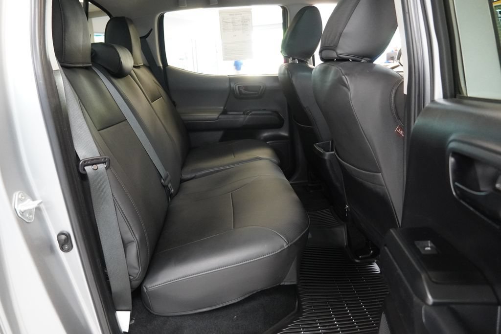 Used 2023 Toyota Tacoma SR AWD/4WD image 29