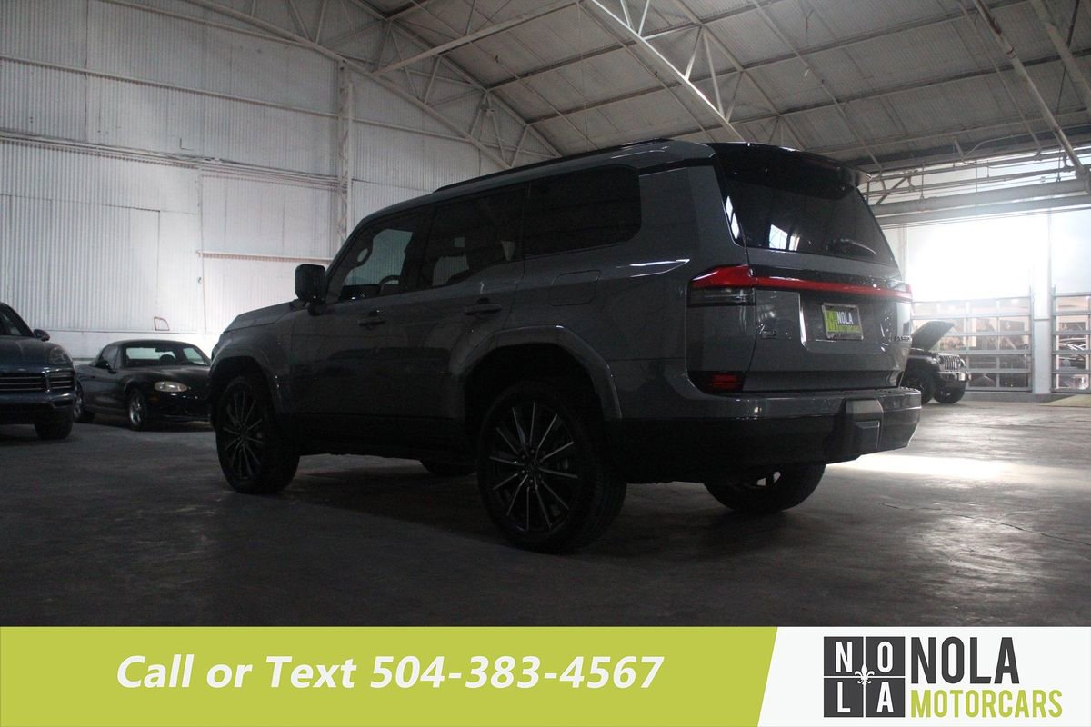 Used 2024 Lexus GX 550 image 15
