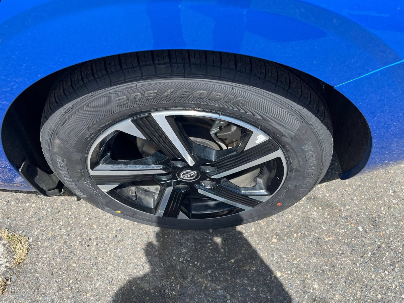 Used 2025 Nissan Sentra SV FWD image 25