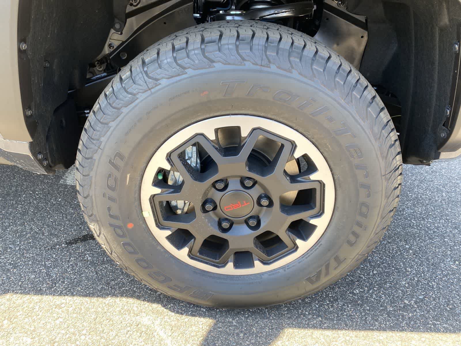 New 2026 Toyota Tacoma TRD Off-Road AWD/4WD image 38