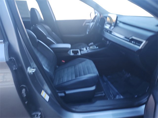 Used 2024 Mitsubishi Outlander SE image 50