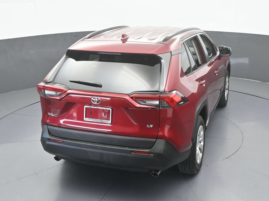 Used 2021 Toyota RAV4 LE FWD image 44