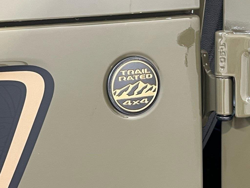 New 2025 Jeep Wrangler Rubicon 392 image 31