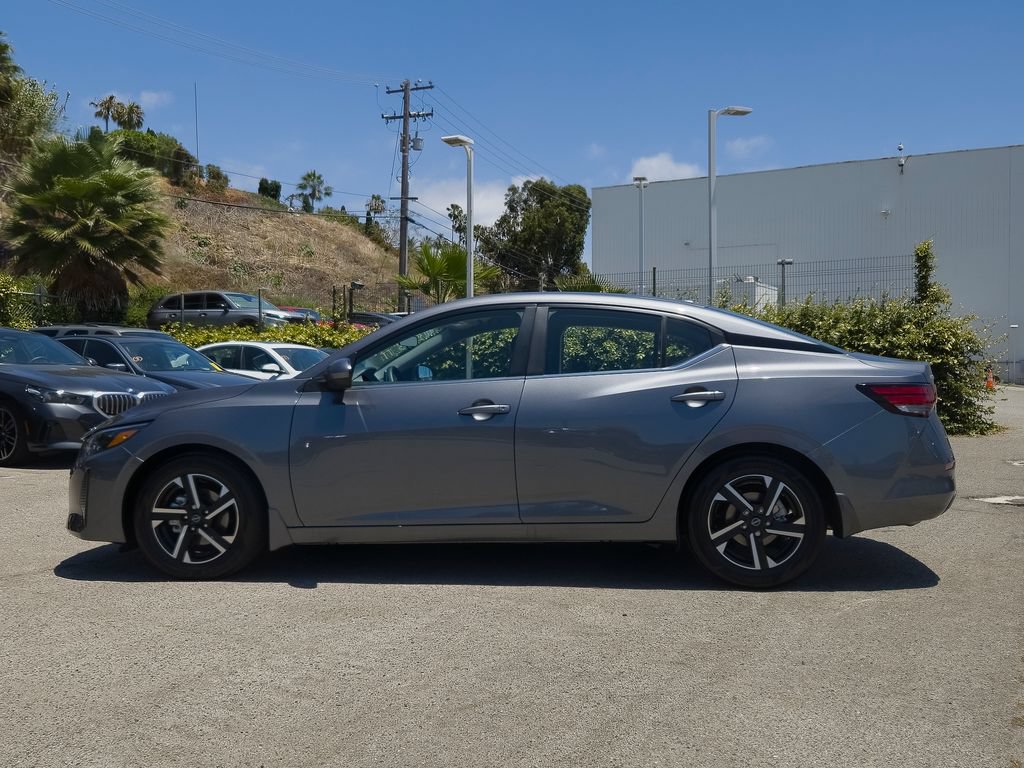 Used 2025 Nissan Sentra SV FWD image 24