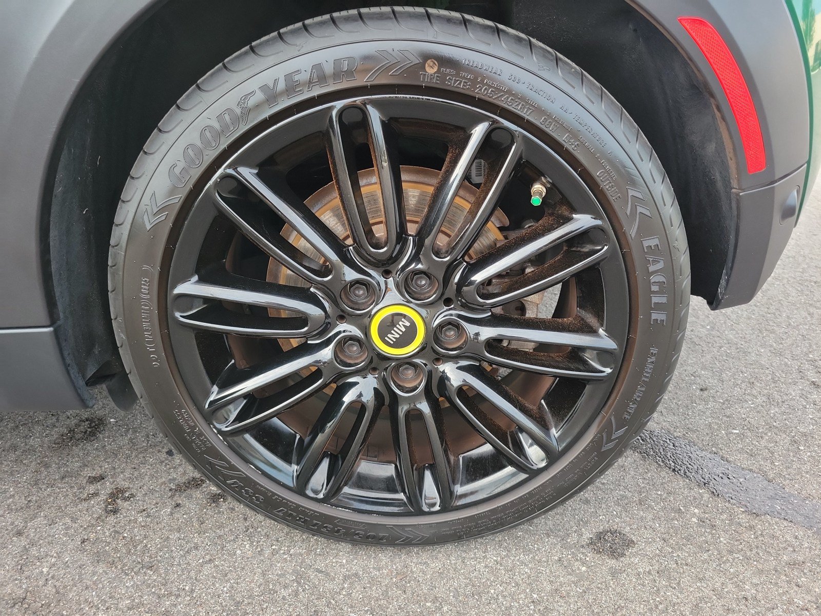 Used 2024 MINI Cooper SE FWD image 12
