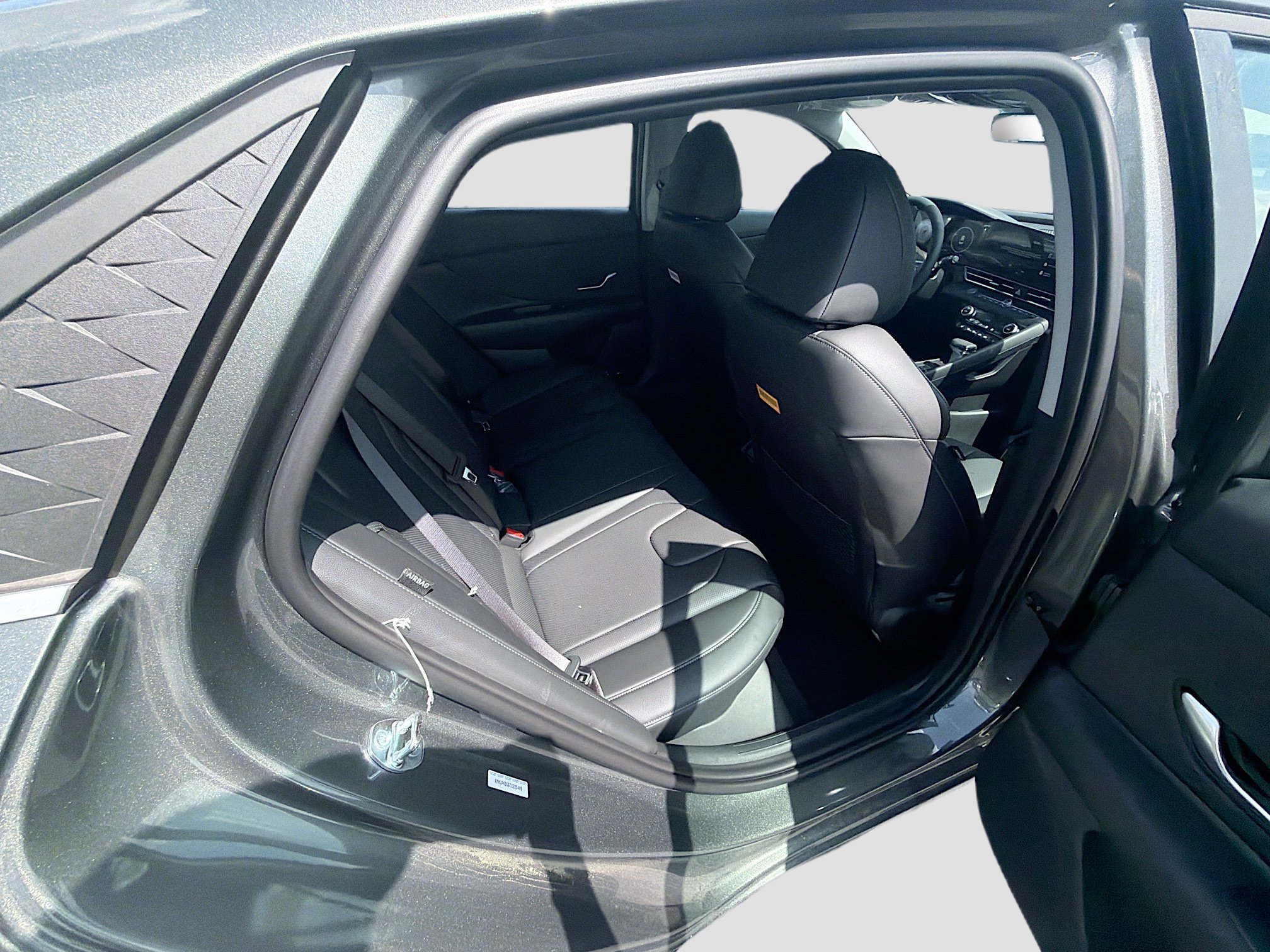 New 2026 Hyundai Elantra Limited FWD image 19