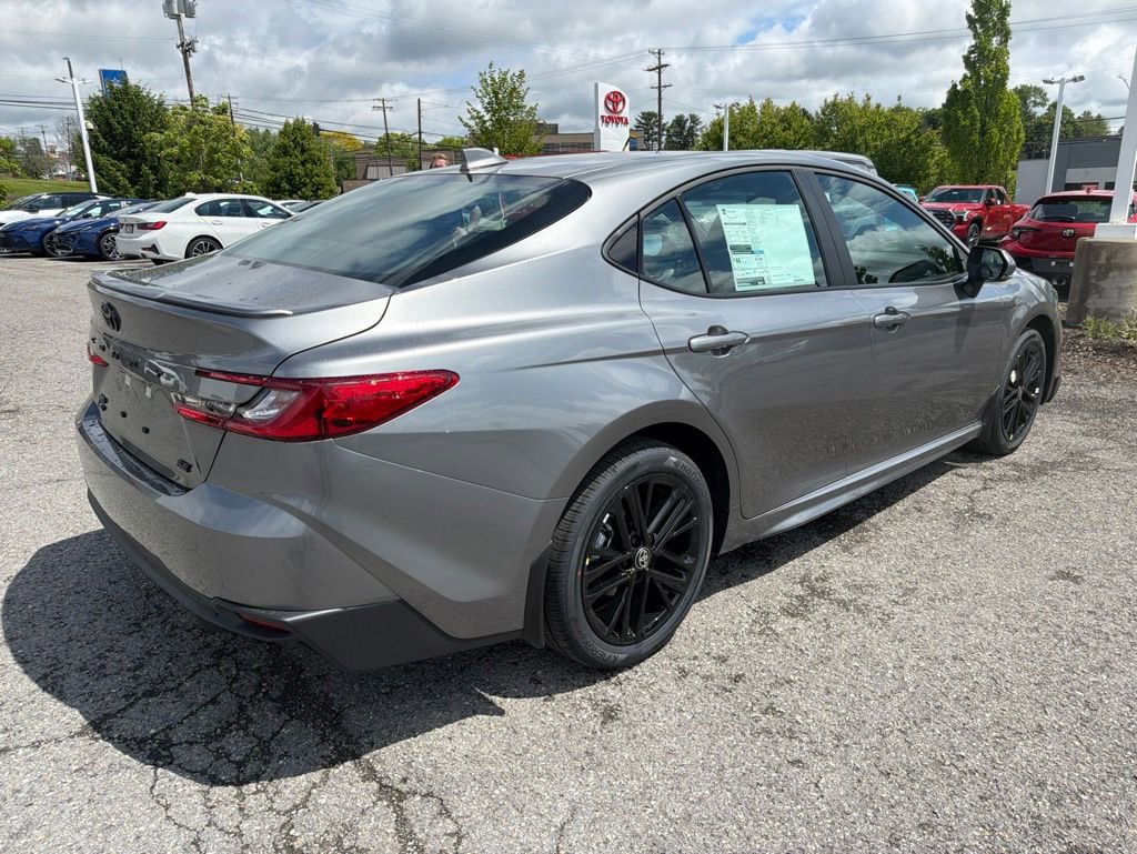 New 2026 Toyota Camry SE AWD/4WD image 2
