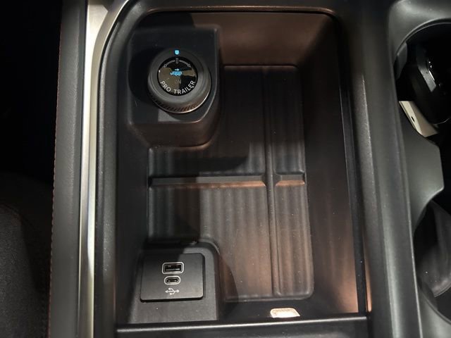 Used 2025 Ford Expedition Max Active image 38