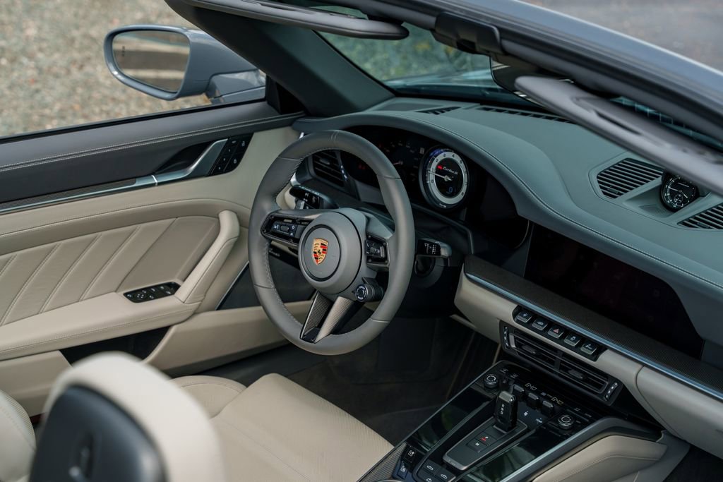 Used 2025 Porsche 911 Turbo S AWD/4WD image 11