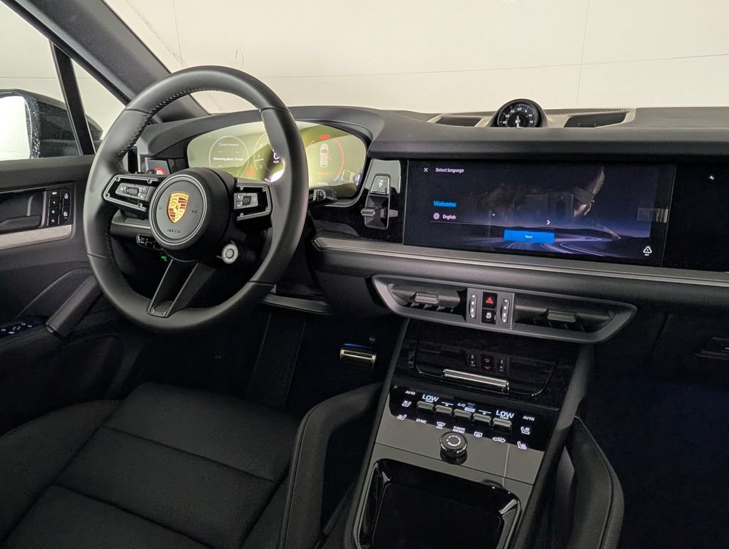 New 2026 Porsche Cayenne S AWD/4WD image 22