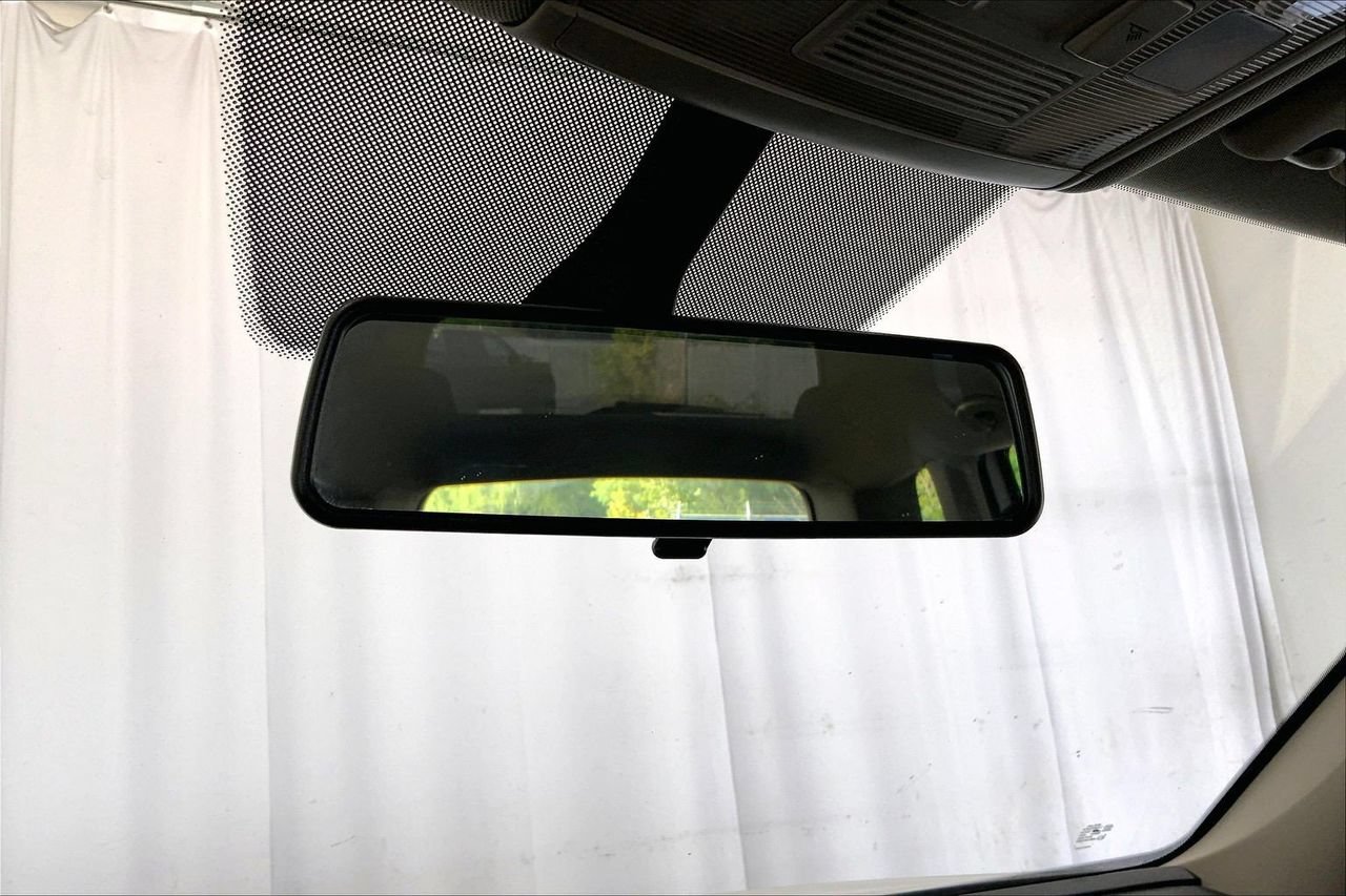 Used 2019 Volkswagen Atlas S FWD image 17