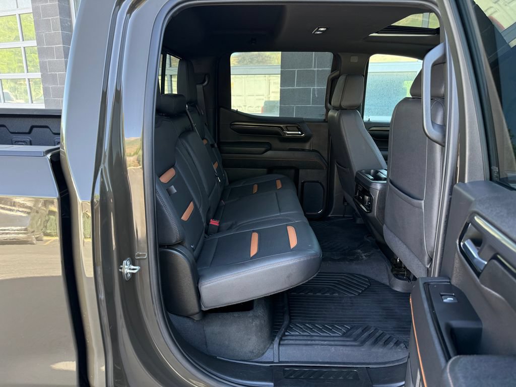Used 2023 GMC Sierra 1500 AT4 w/ Technology Package AWD/4WD image 40