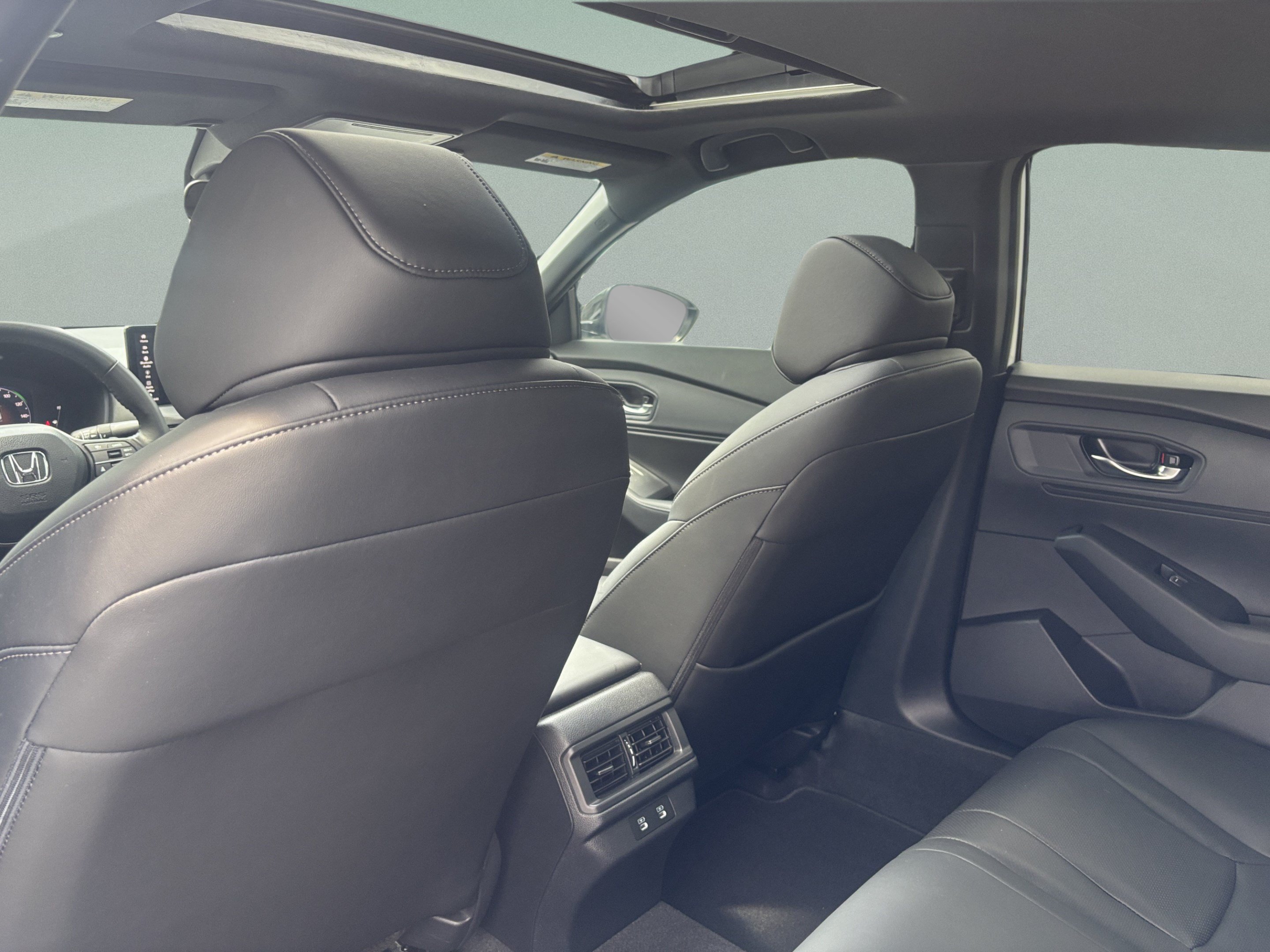 Used 2025 Honda Accord Sport image 29