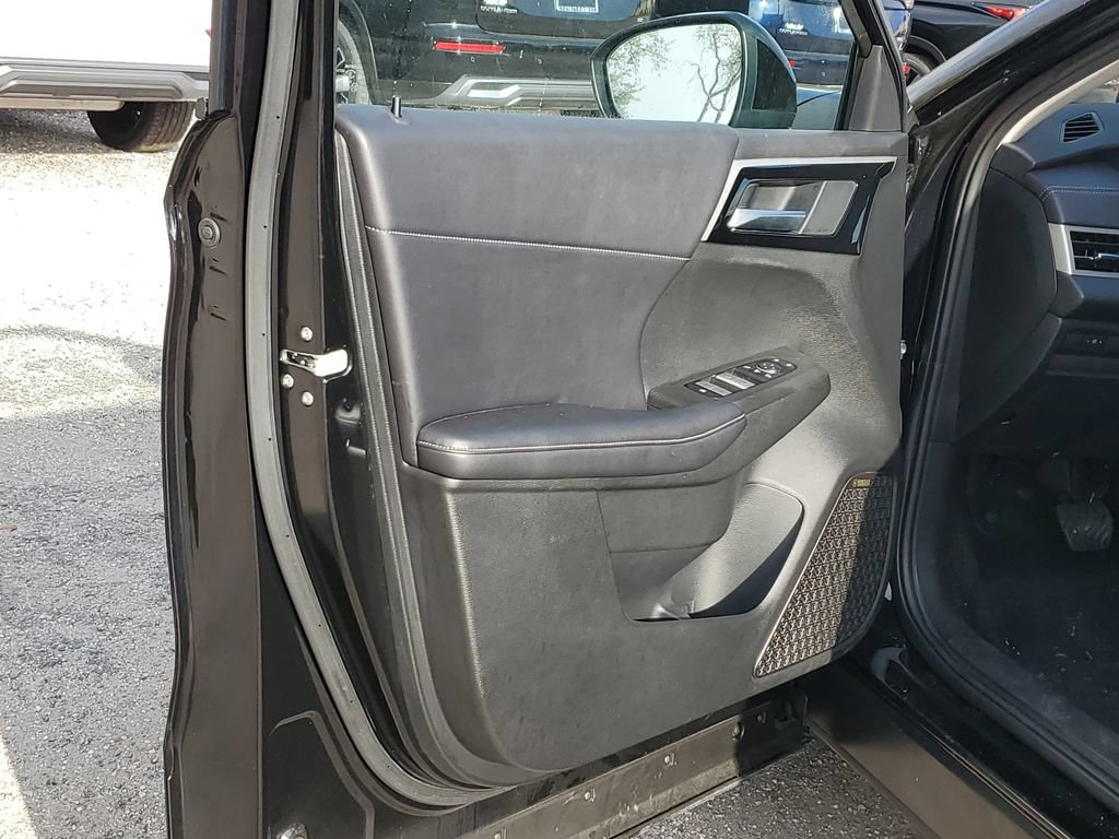 Used 2025 Mitsubishi Outlander SE FWD image 18