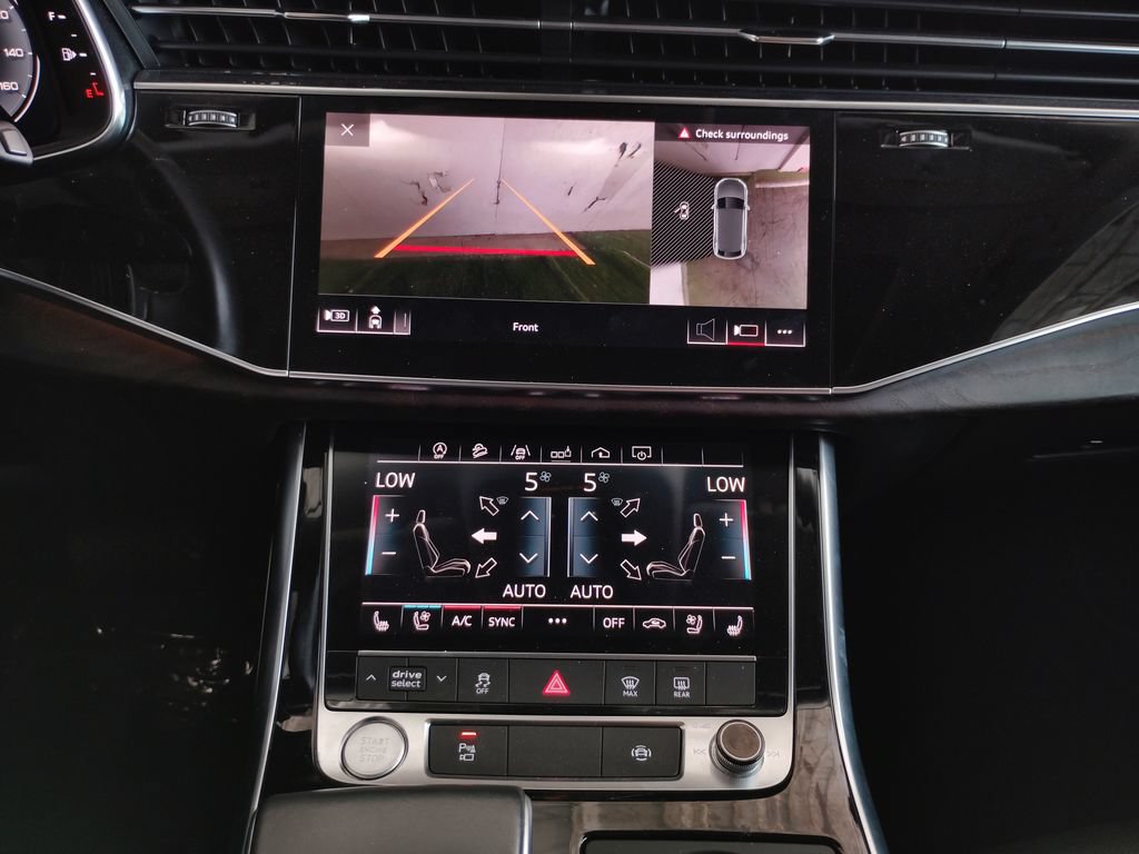 Used 2019 Audi Q8 Premium Plus w/ Premium Plus AWD/4WD image 38