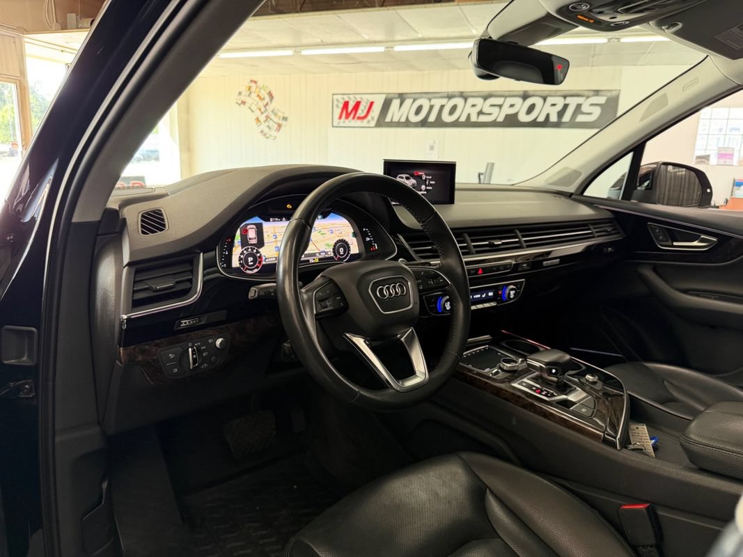 Used 2018 Audi Q7 3.0T Prestige AWD/4WD image 15