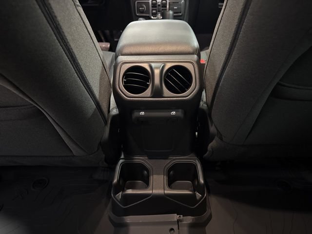 New 2026 Jeep Gladiator Sport AWD/4WD image 38