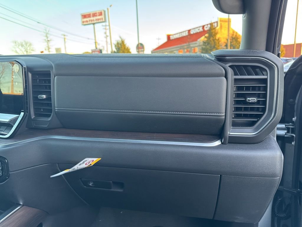 New 2026 GMC Sierra 1500 SLT w/ SLT Premium Plus Package image 26