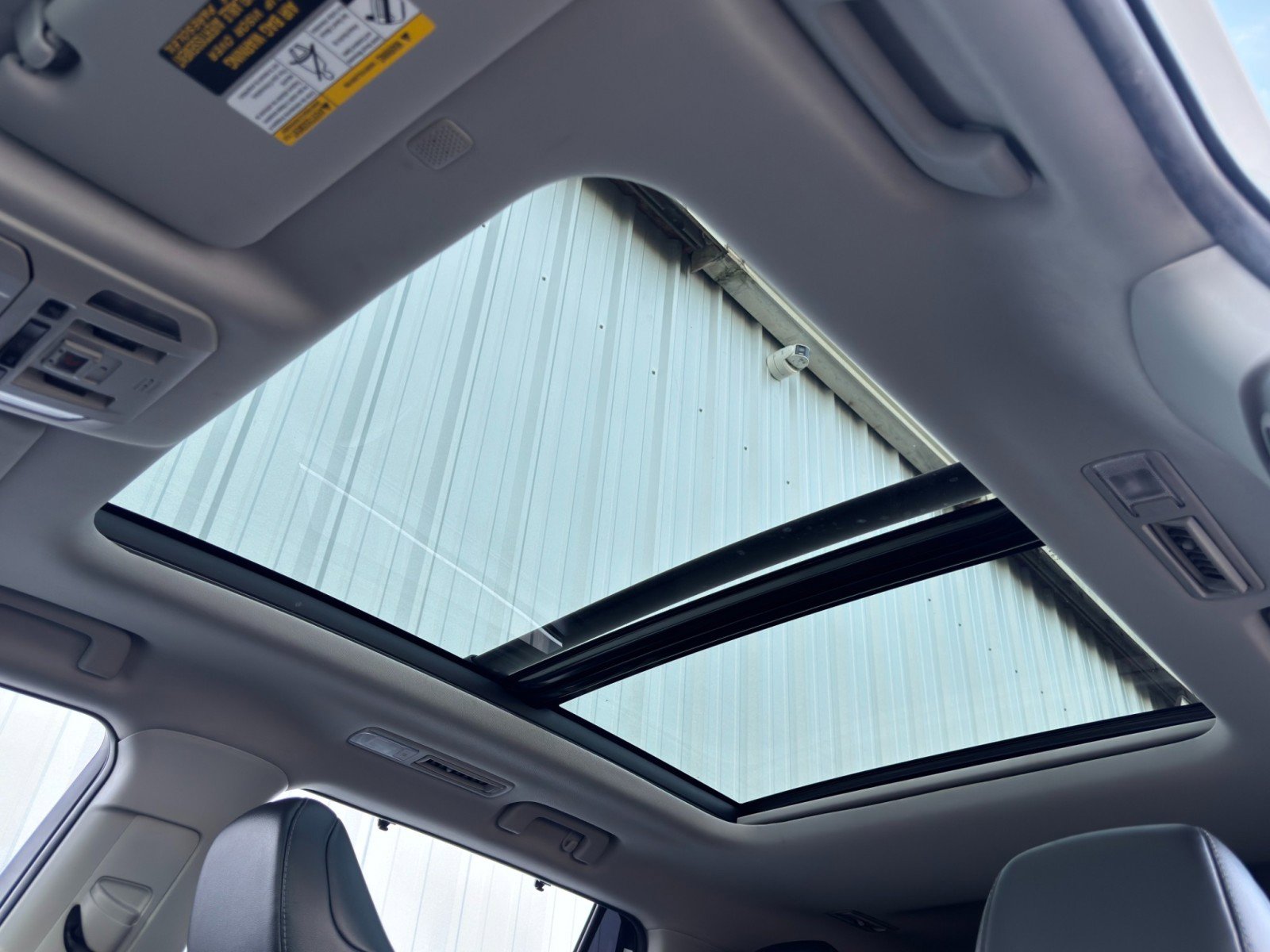 Used 2022 Toyota Highlander Platinum image 11