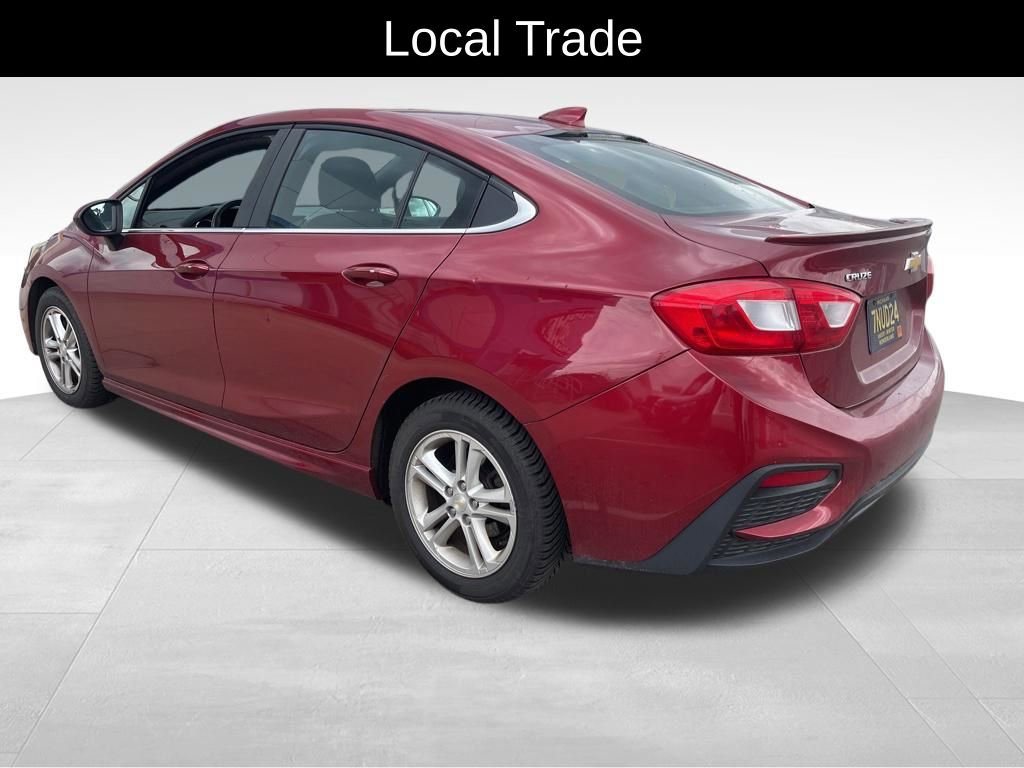 Used 2017 Chevrolet Cruze LT w/ Convenience Package FWD image 6