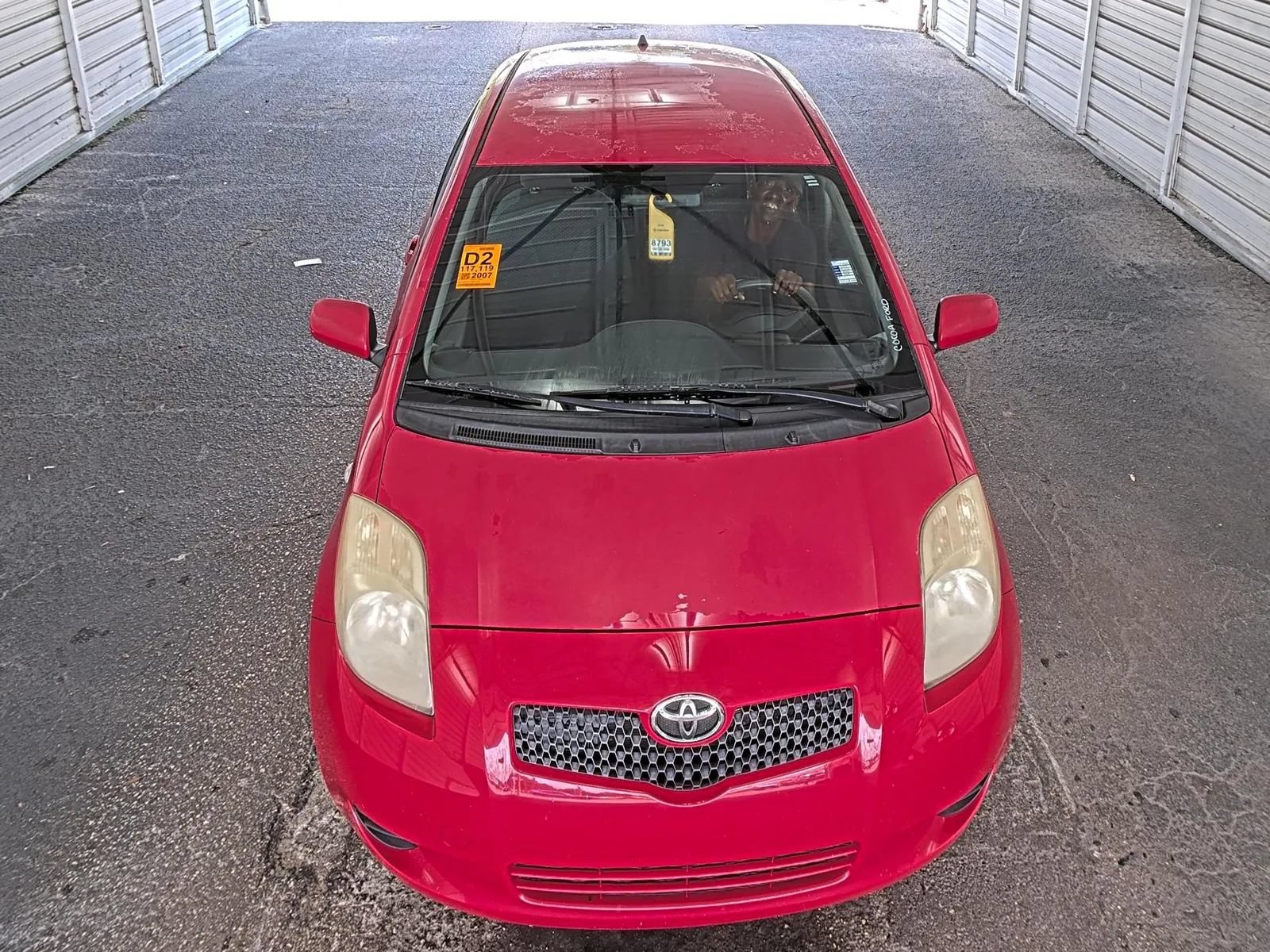 Used 2007 Toyota Yaris 2-Door Hatchback w/ Convenience Pkg FWD image 3