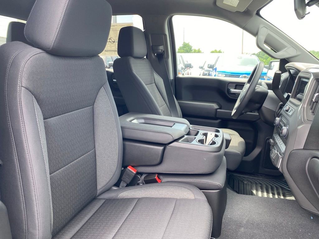 New 2025 Chevrolet Silverado 1500 Custom w/ Turbomax Blackout Package image 22