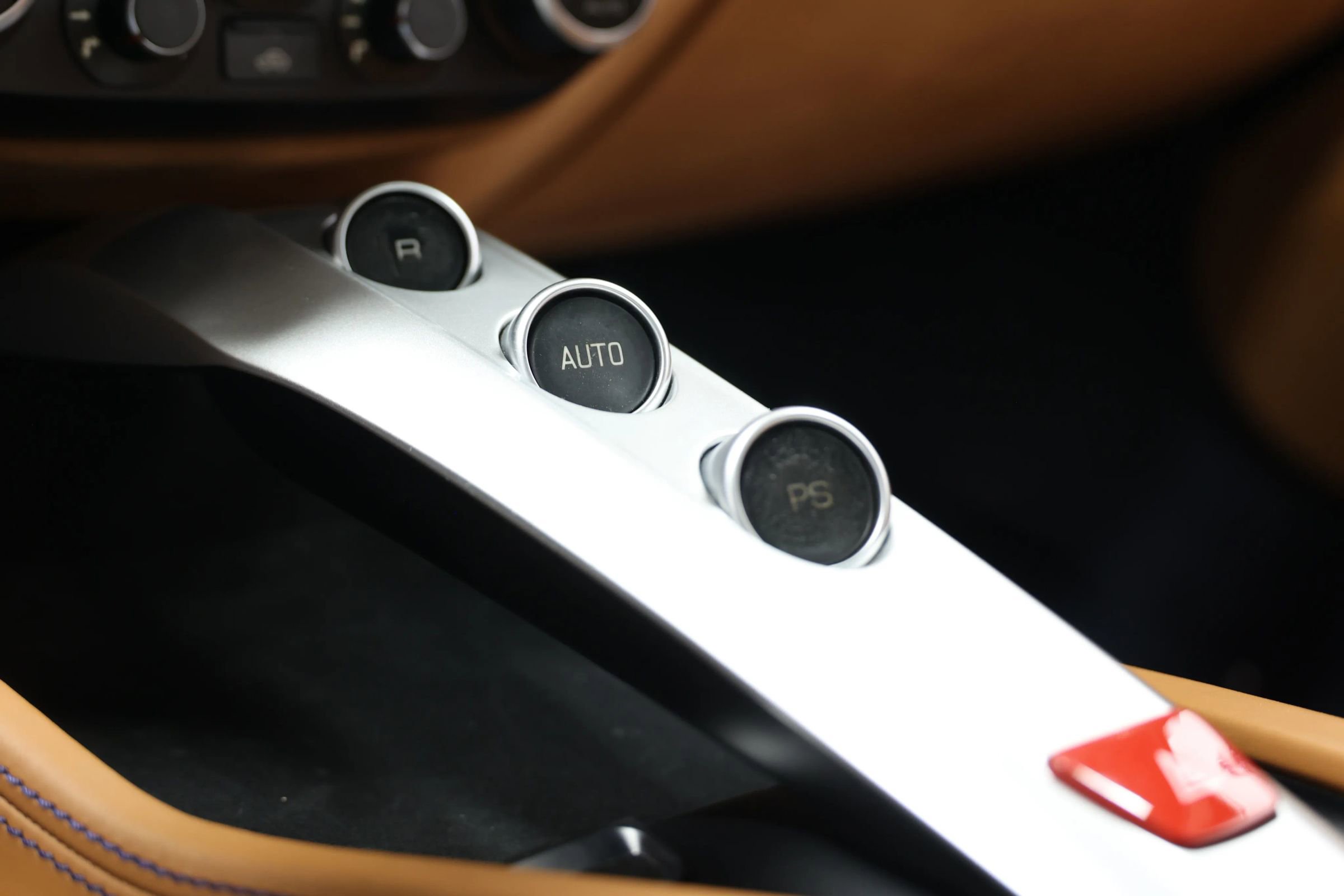 Used 2017 Ferrari California T image 54