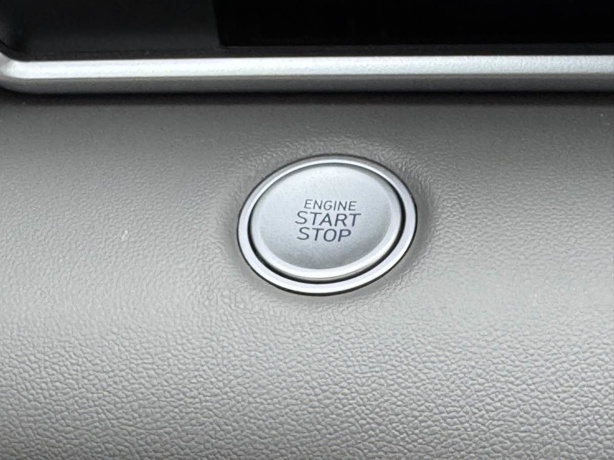 Used 2026 Hyundai Elantra Sport FWD image 26