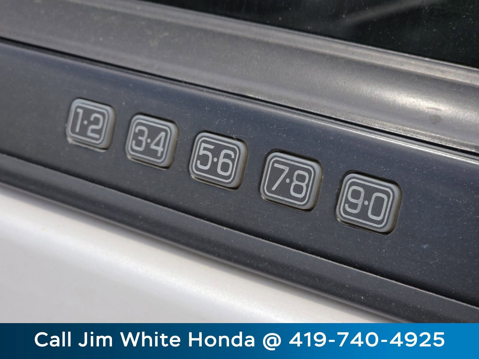 Used 2010 Ford Expedition EL Limited AWD/4WD image 17