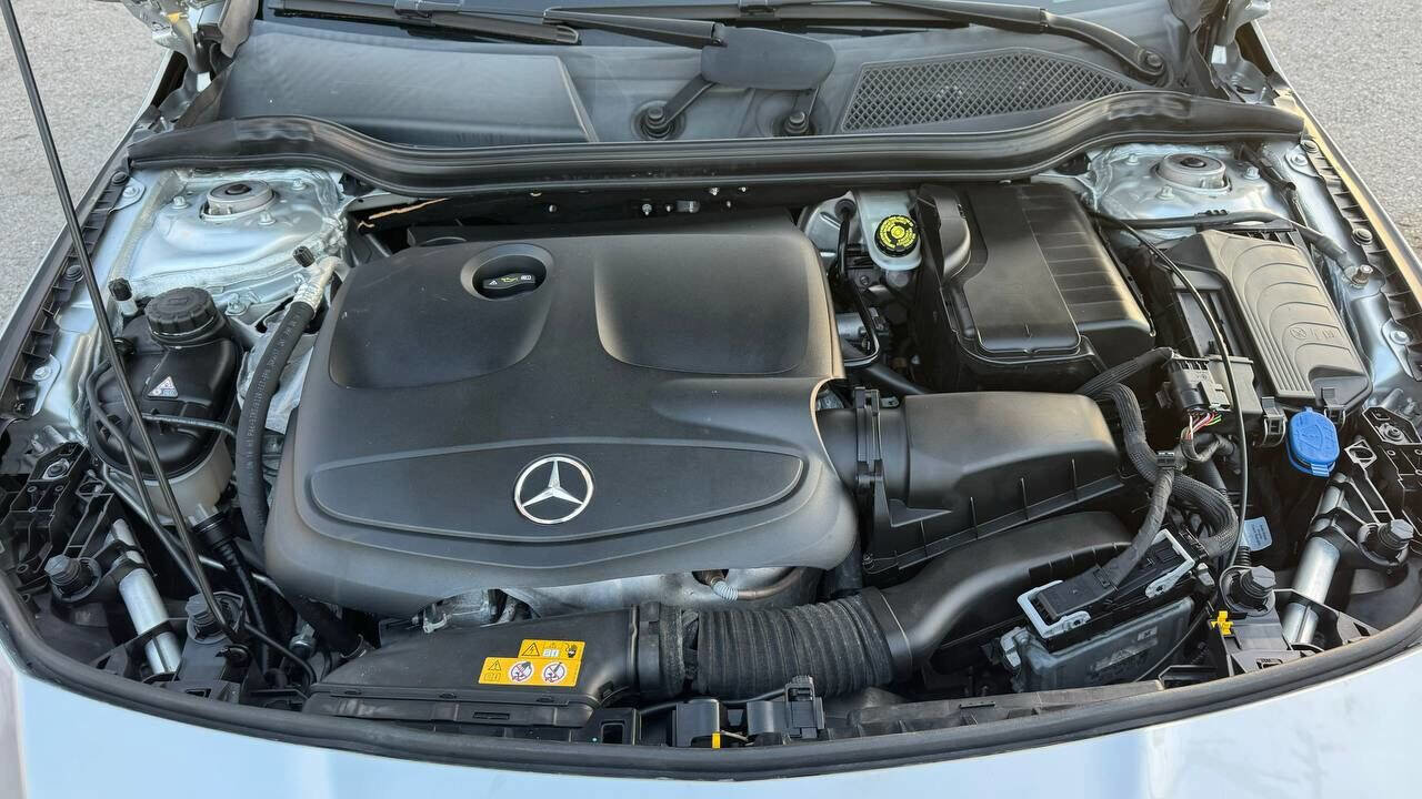 Used 2018 Mercedes-Benz CLA 250 image 29
