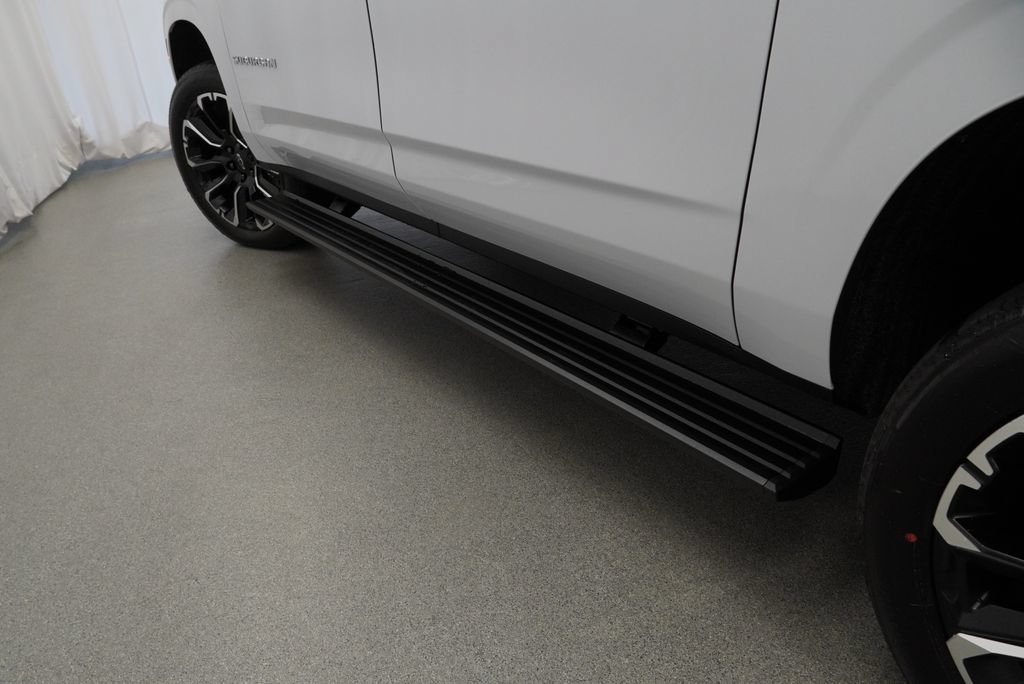 New 2026 Chevrolet Suburban High Country AWD/4WD image 27