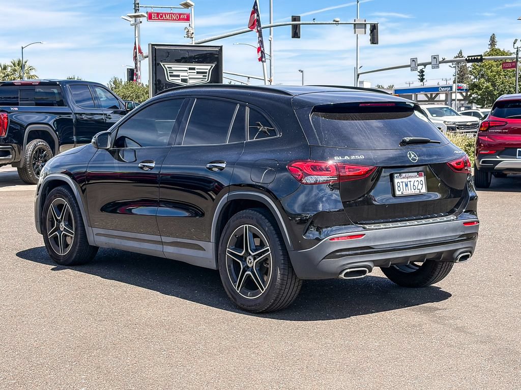 Used 2021 Mercedes-Benz GLA 250 4MATIC image 2
